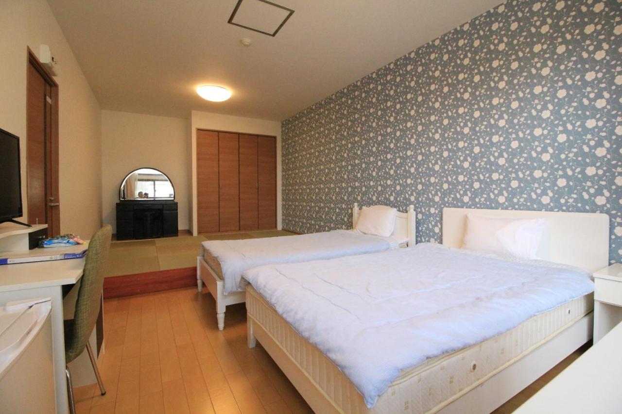 Hotel Swan Lake Nagara Nagara  Exterior photo